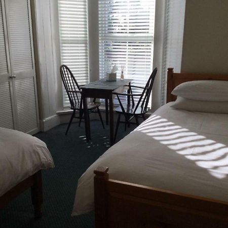 Bay Lodge Aylesbury  Extérieur photo