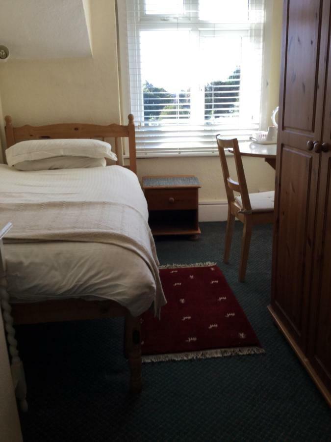 Bay Lodge Aylesbury  Extérieur photo